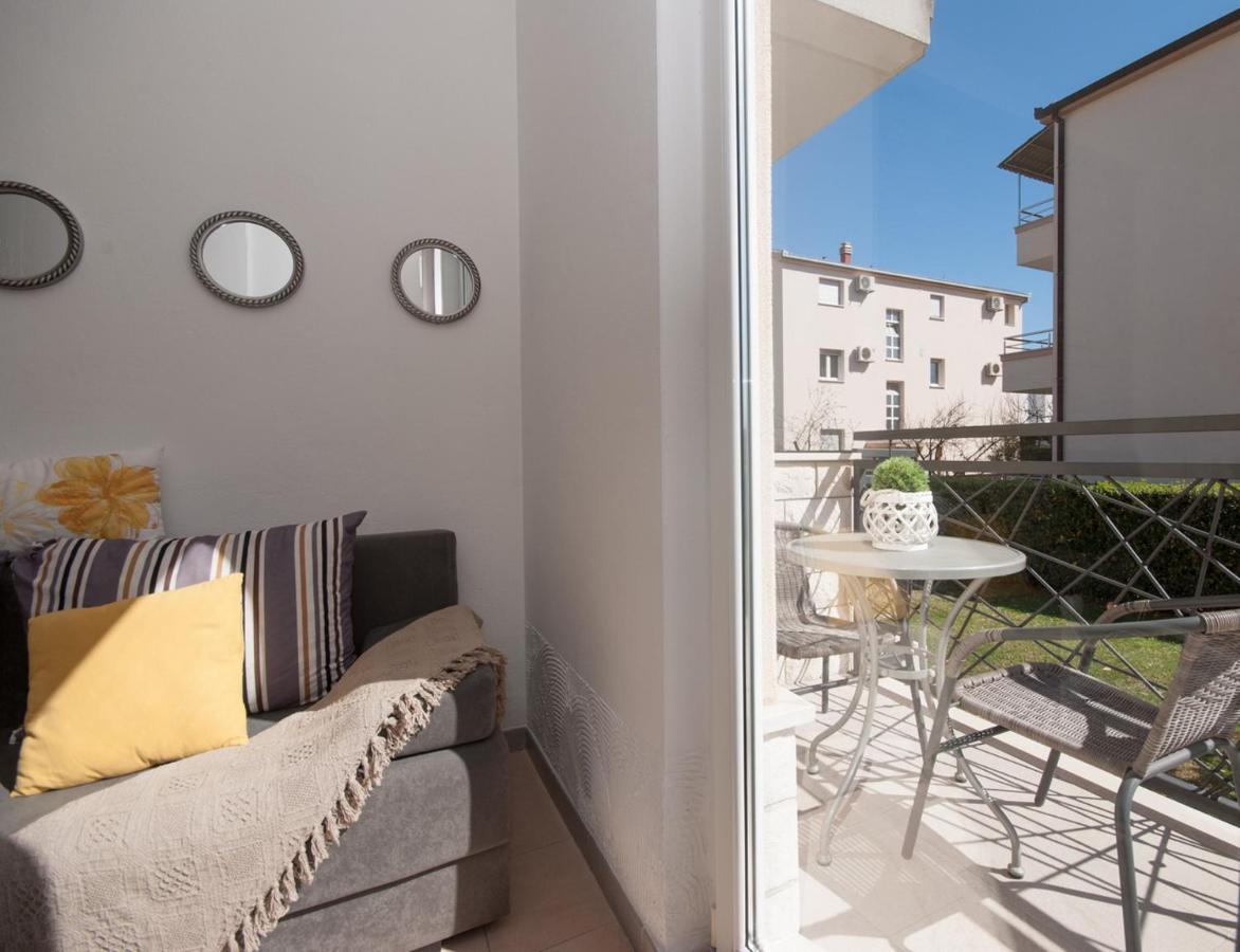 Cozy Apartment With Garden Kastela Luaran gambar